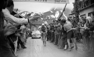 MARTEDI’ 22 MAGGIO, ORE 19:00 CICLISTI EROICI AL GIRO D’ITALIA E NON SOLO RACCONTATI DA CLAUDIO GREGORI