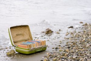 MARTEDI’ 7 AGOSTO, ORE 19:00 LIBRI CON CUI È BELLO PASSARE L’ESTATE
