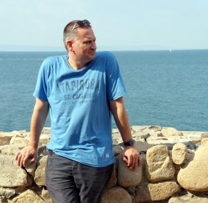 LUNEDÌ 13 MAGGIO, ORE 19:00 GOSPODINOV, IL MILAN KUNDERA DELLA BULGARIA