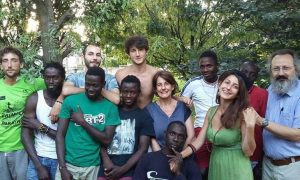 VENERDÌ 1 MARZO, ORE 19:00 “A CASA NOSTRA”, LA FAMIGLIA CHE ACCOGLIE I PROFUGHI