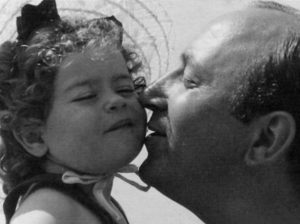 SABATO 6 APRILE, ORE 19:00  DANIEL VOGELMANN PRESENTA ‘PICCOLA AUTOBIOGRAFIA DI MIO PADRE’