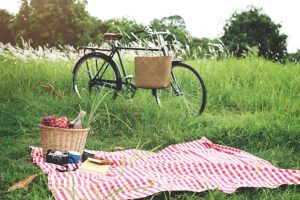 DOMENICA 26 APRILE, ORE 18:00 IL PIC-NIC DEL GIORNO DOPO LA LIBERAZIONE. CON GIULIO SCARPATI