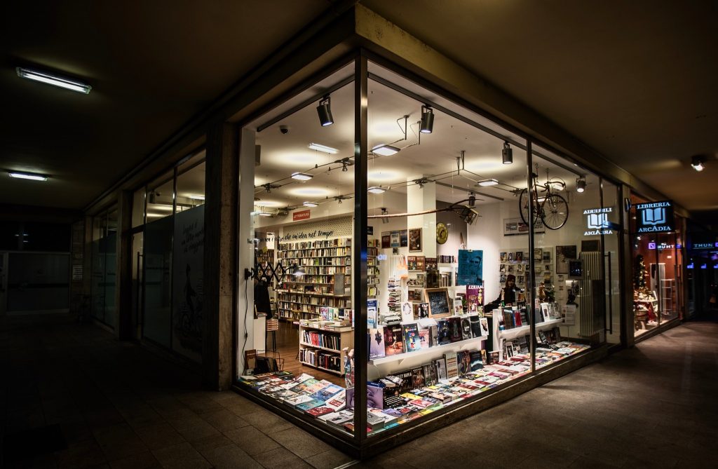 LUNEDÌ 21 FEBBRAIO, ORE 19:30 – ACCENDETE L’ARCADIA: VI PRESENTIAMO I NOSTRI PROGRAMMI ONLINE – DIRETTA FACEBOOK